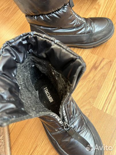 Сапоги - дутики на девочку 31 размер