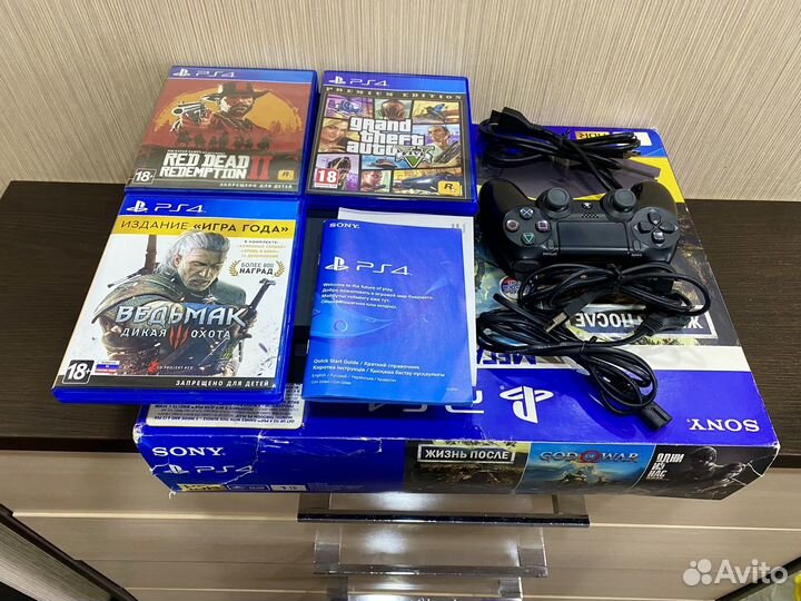 Sony PS4 Slim 1TB +3 Лучших игры