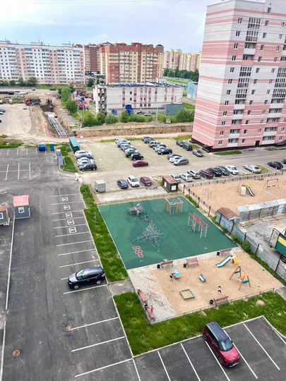 3-к. квартира, 79,1 м², 1/10 эт.