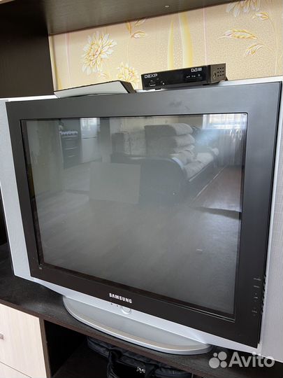 Телевизор samsung