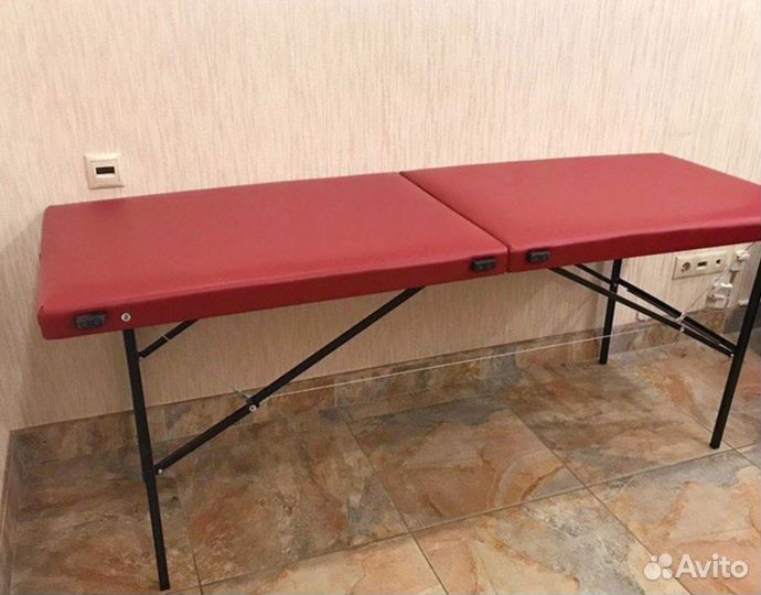 Кушетка или массажный стол новые