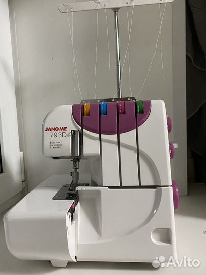 Оверлок Janome 793D