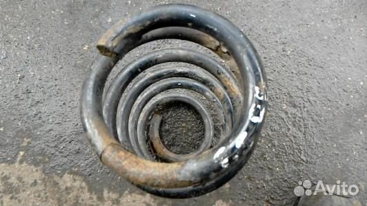 Пружина задняя toyota auris E150 (30S03LY02)