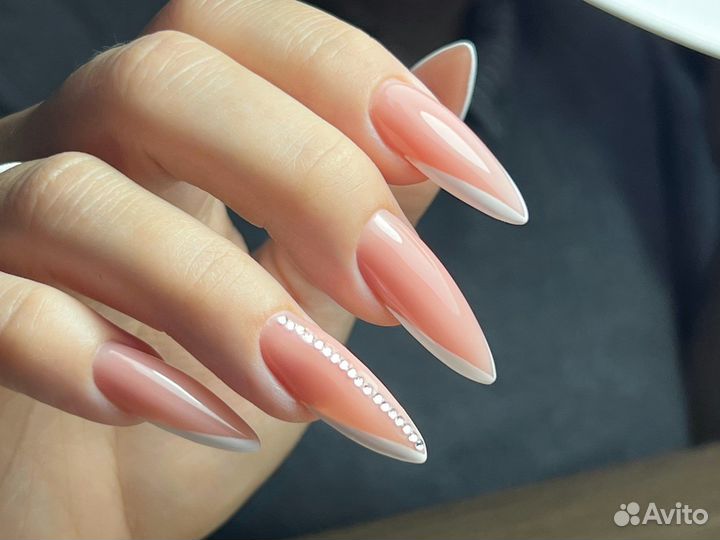 Маникюр, педикюр