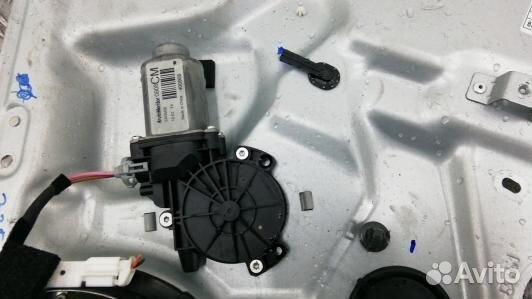 Стеклоподъемник задний правый hyundai santa FE 2