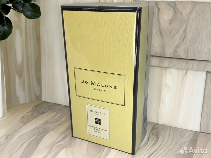 Парфюм Jo Malone Nectarine Blossom & Honey