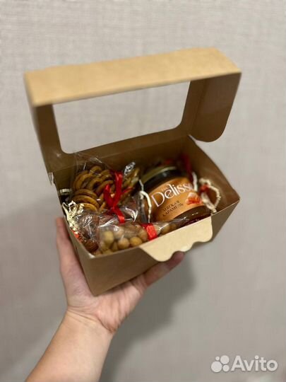 Подарок ко дню воспитателя/учителя/тренера