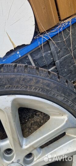 Зимние колёса 225 45 18