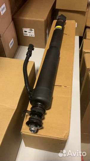 Задний электронный амортизатор с проводом Toyota L