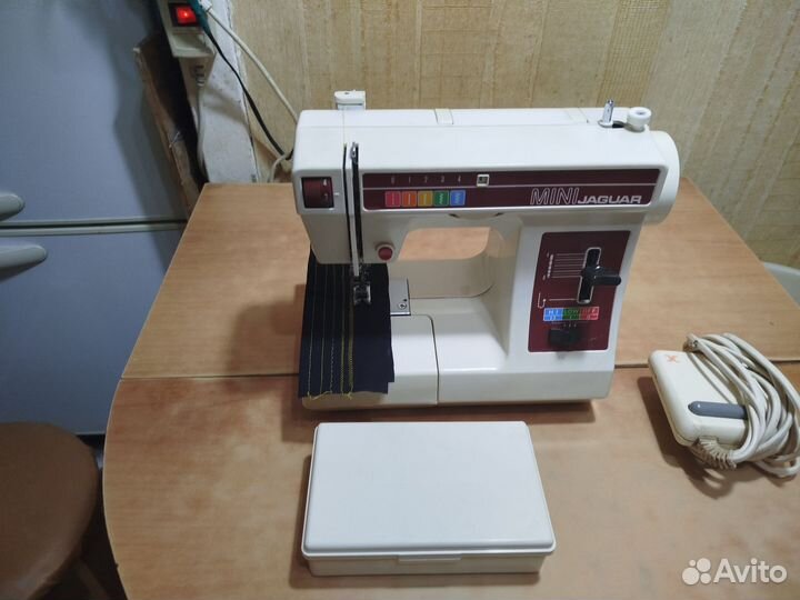 Швейная машина мини jaguar