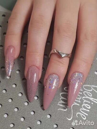 Наращивание ногтей