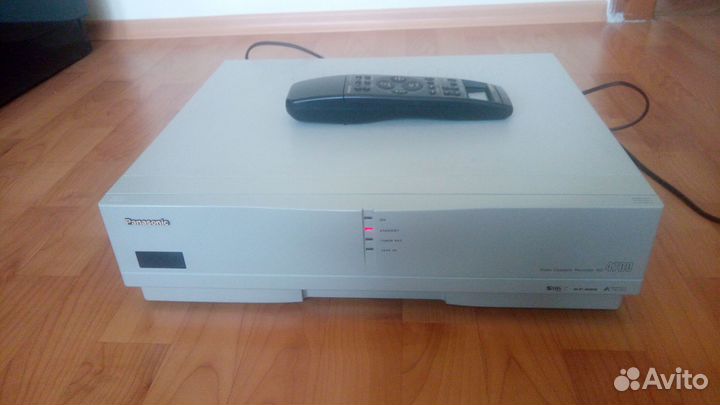 Видеомагнитофон Panasonic AG-4700 HiFi Stereo TBC