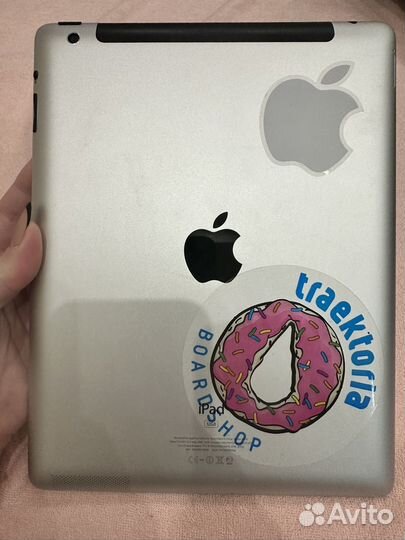 iPad 3 32 gb sim + Cellular (3-го поколения)