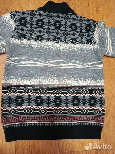 Свитер на мальчика 146-152