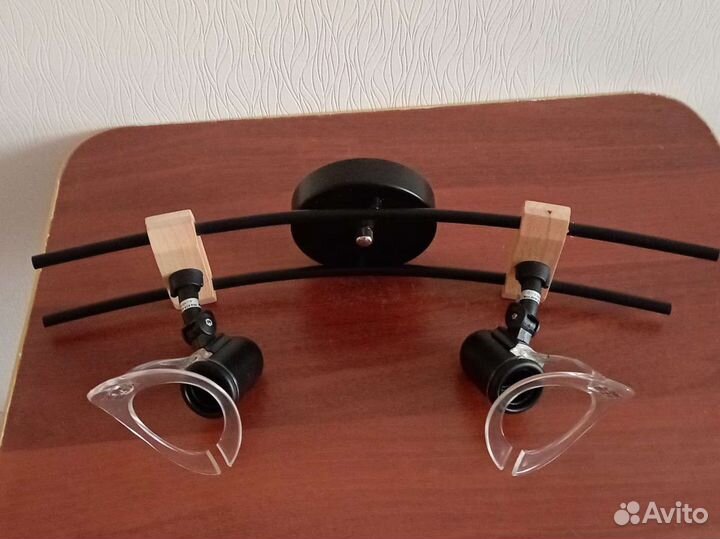 Спот светильник новый