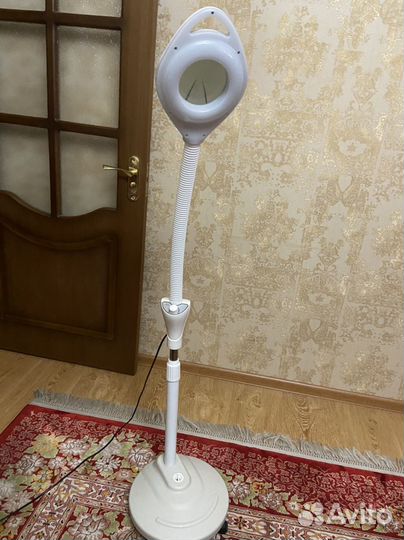 Косметологическая лампа