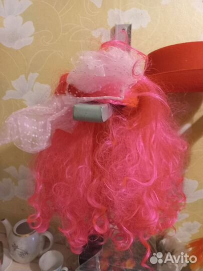 Парик праздничный
