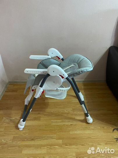 Стул для кормления-шезлонг Lorelli