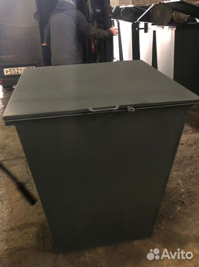 Мусорный контейнер