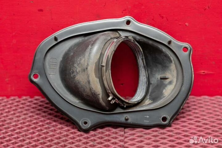 Пыльник рулевой рейки Toyota Land Cruiser 200 1VD