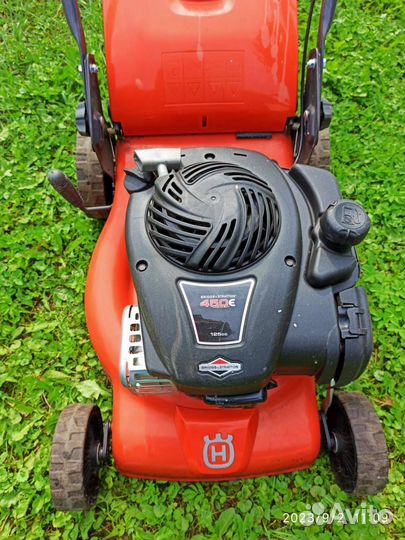 Газонокосилка бензиновая husqvarna