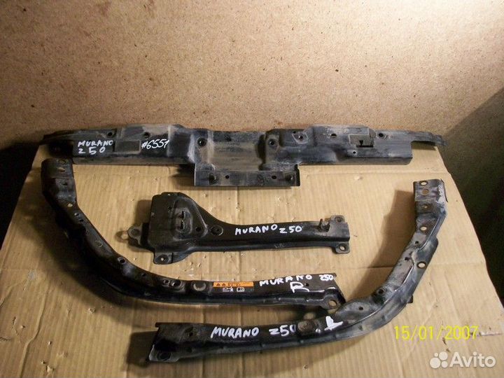 Панель передка (телевизор) - рамка радиатора