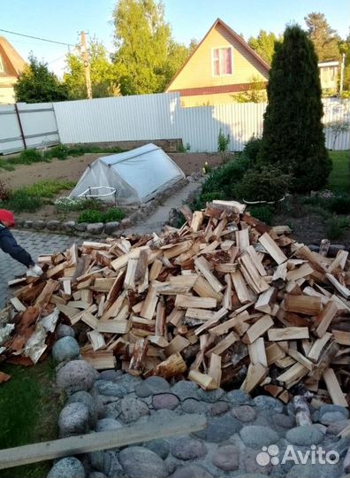 Дрова с доставкой в укладку любого объема