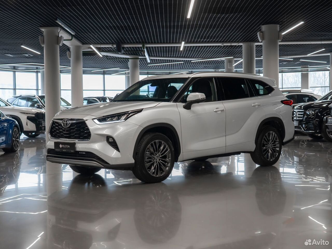 Toyota Highlander 2.0 AT, 2025