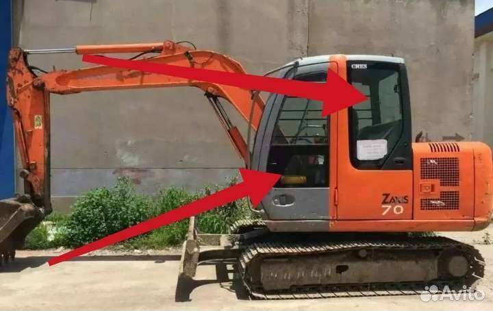 Стекло лобовое на Hitachi zx 70/75lc