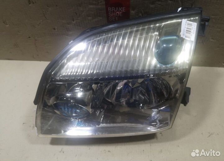 Фара левая Nissan x-trail nt30 2006 год