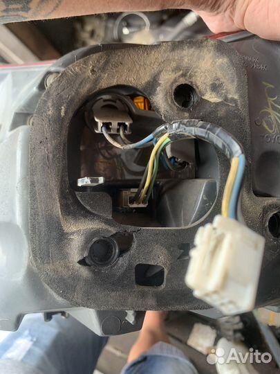 Блок задних фонарей Lexus LS 460 XF40