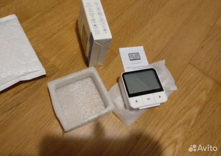 Датчик температуры и влажн Wi-Fi Tuya/SmartLife