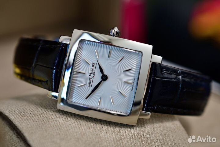 Часы Saint Honore Paris PV726002 1AIN женские