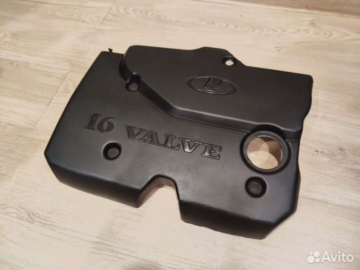 Декоративная крышка двигателя LADA