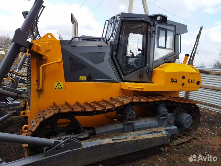 Трактор, 2021