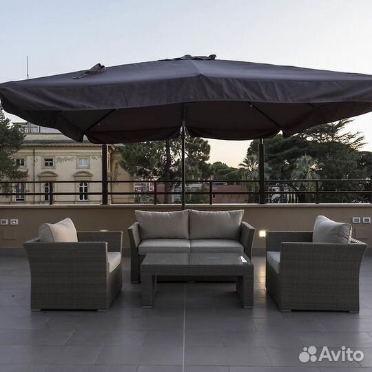 Большие стальные уличные зонты для кафе