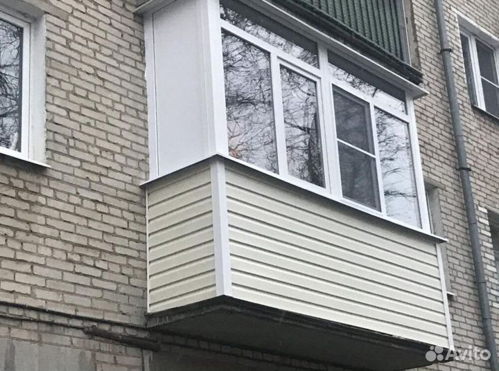 Остекление балконов и лоджий в рассрочку F7616