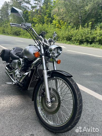 Honda Shadow VT750 Spirit C2