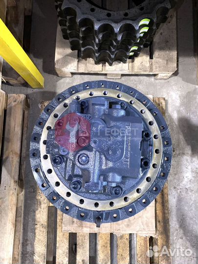 Редуктор хода Komatsu PC400-6Z 208-27-00150