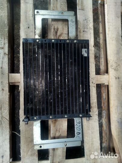 Радиатор кондиционера Caterpillar CAT320BL