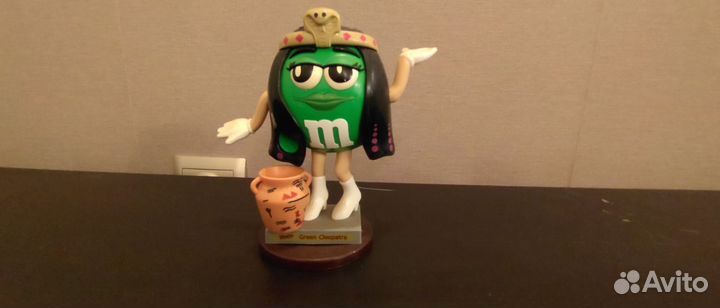 Коллекционные фигурки M&M 8 позиций