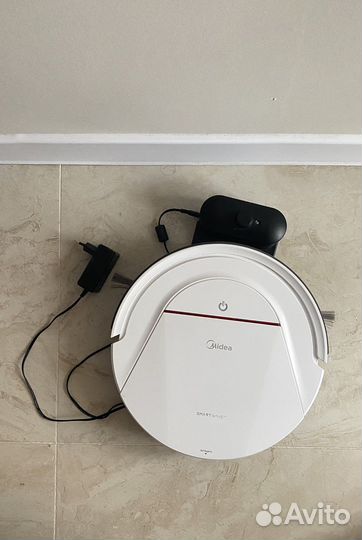 Робот пылесос midea