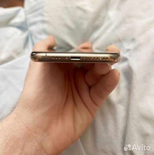 iPhone Xs, 256 ГБ