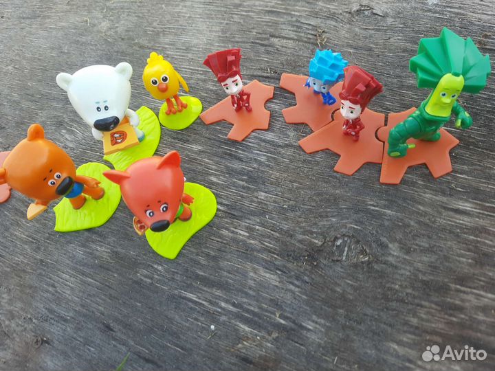 Киндер сюрприз чупа чупс скрепыши Марио миньон