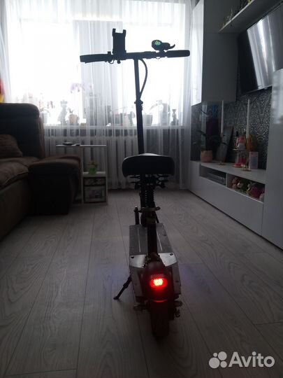Самокат взрослый электрический бу
