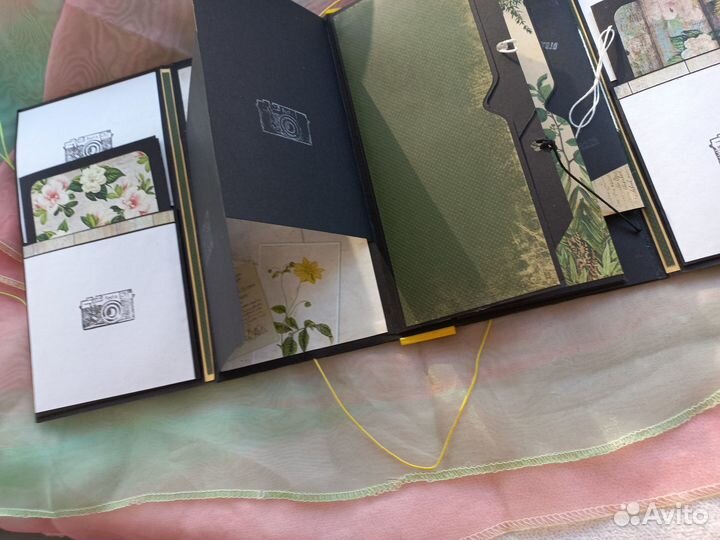 Фотоальбом-клатч ручной работы в технике скрапбуки