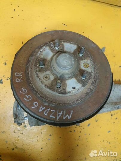 Кулак поворотный задний правый рычаг ступица диск