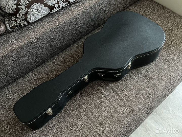 Кейс гитарный Fender (новый)