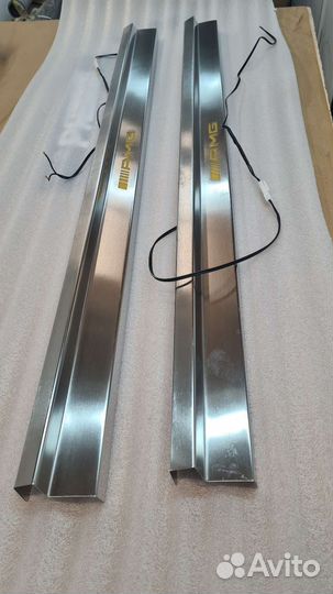 Металлические накладки на пороги амг c124 купе