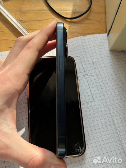 iPhone 15 Pro, 128 ГБ